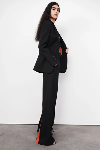 Look 30